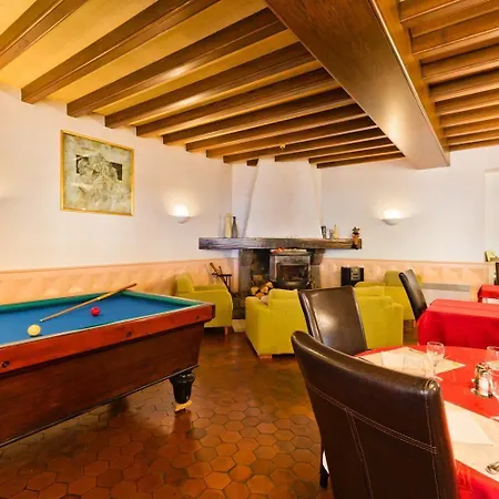 Logis De La Paix Hotel 2*