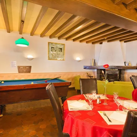 Hotel Logis De La Paix