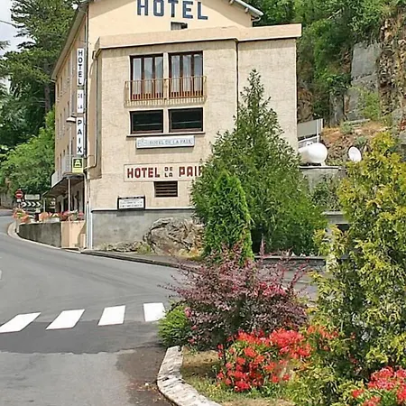 Logis De La Paix Hotel 2*