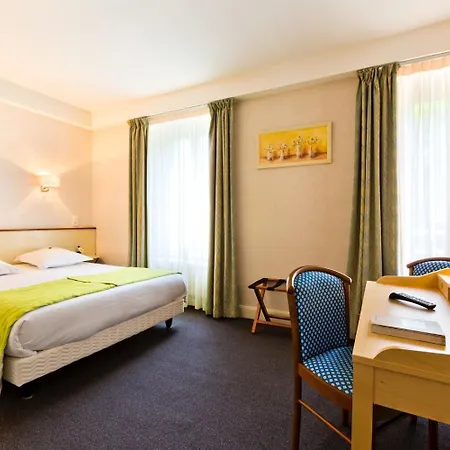 Hotel Logis De La Paix 2*