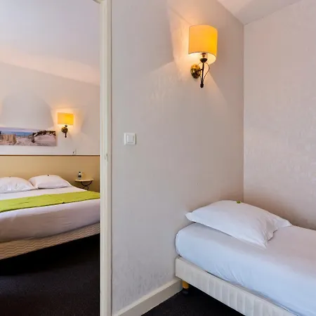 Hotel Logis De La Paix 2*